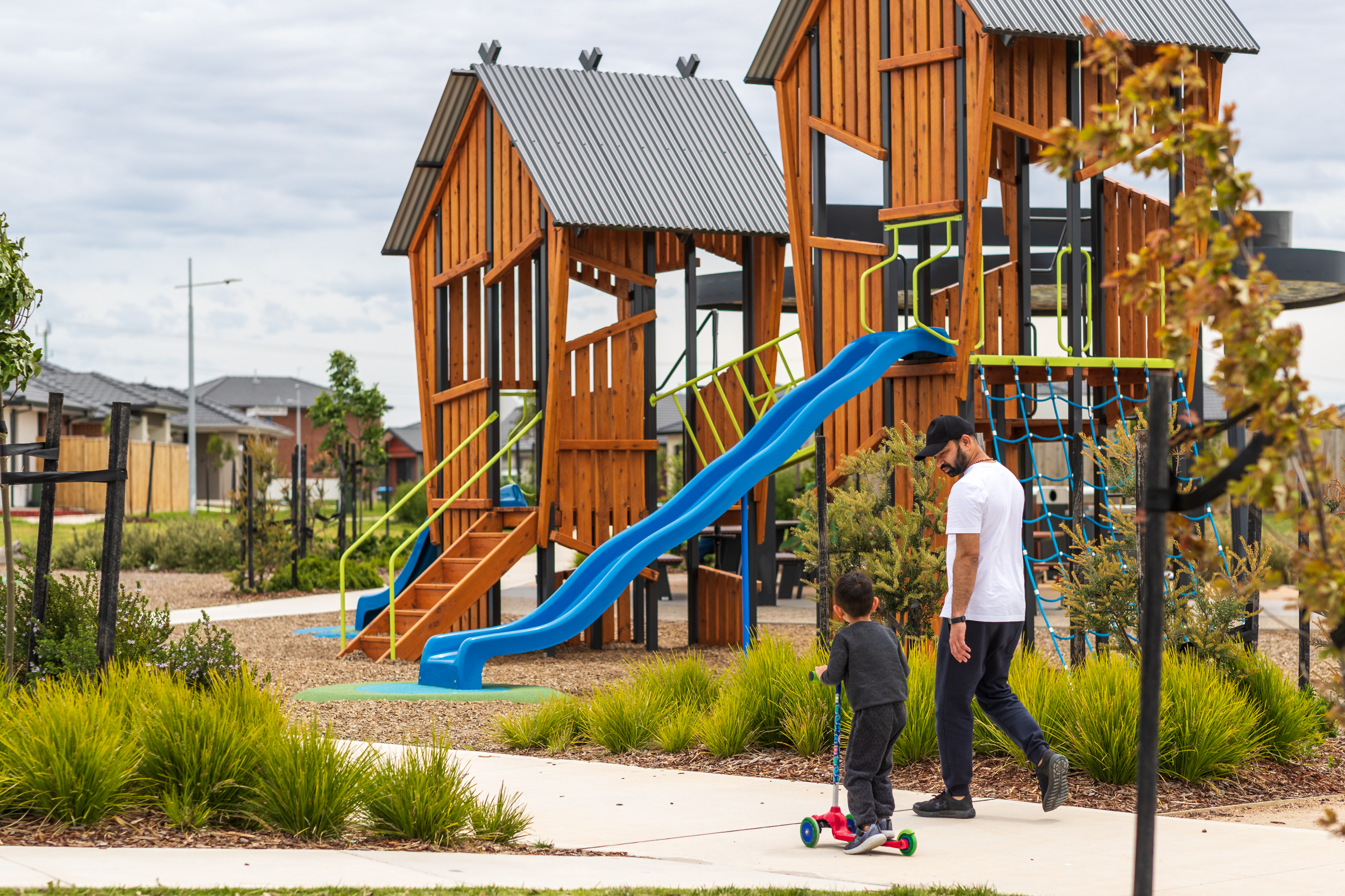Tarneit West Community Centre Playground